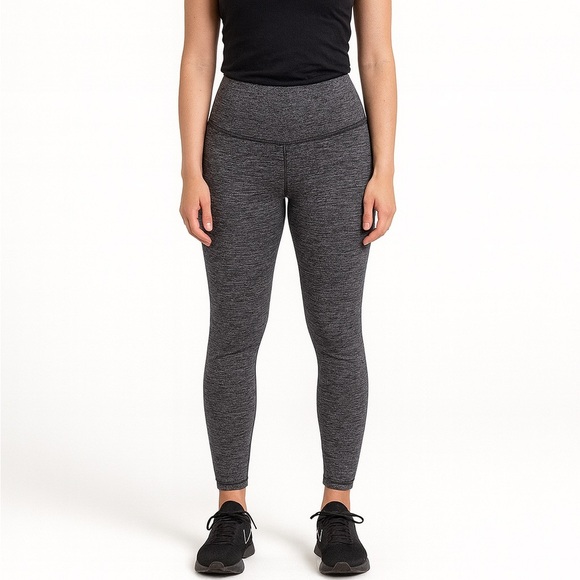 Lululemon Size 2 High-Rise Athletic Leggings in Black/White - Picture 1 of 7